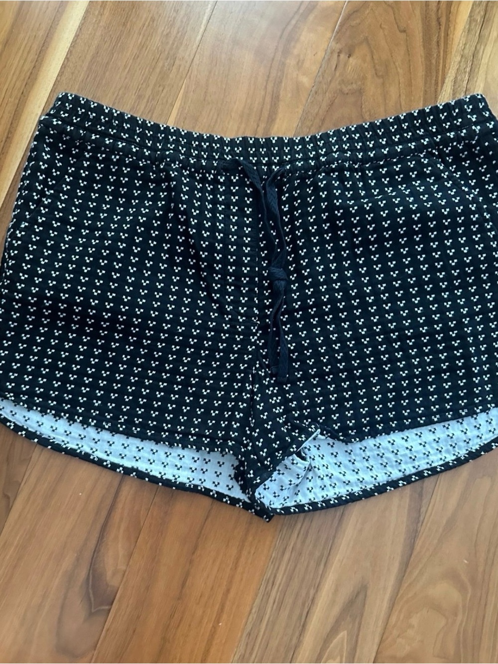 Loft shorts size L